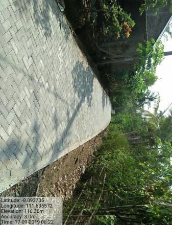 PEMBANGUNAN PAVING JALAN RT 09 RW 04 DESA SURUH